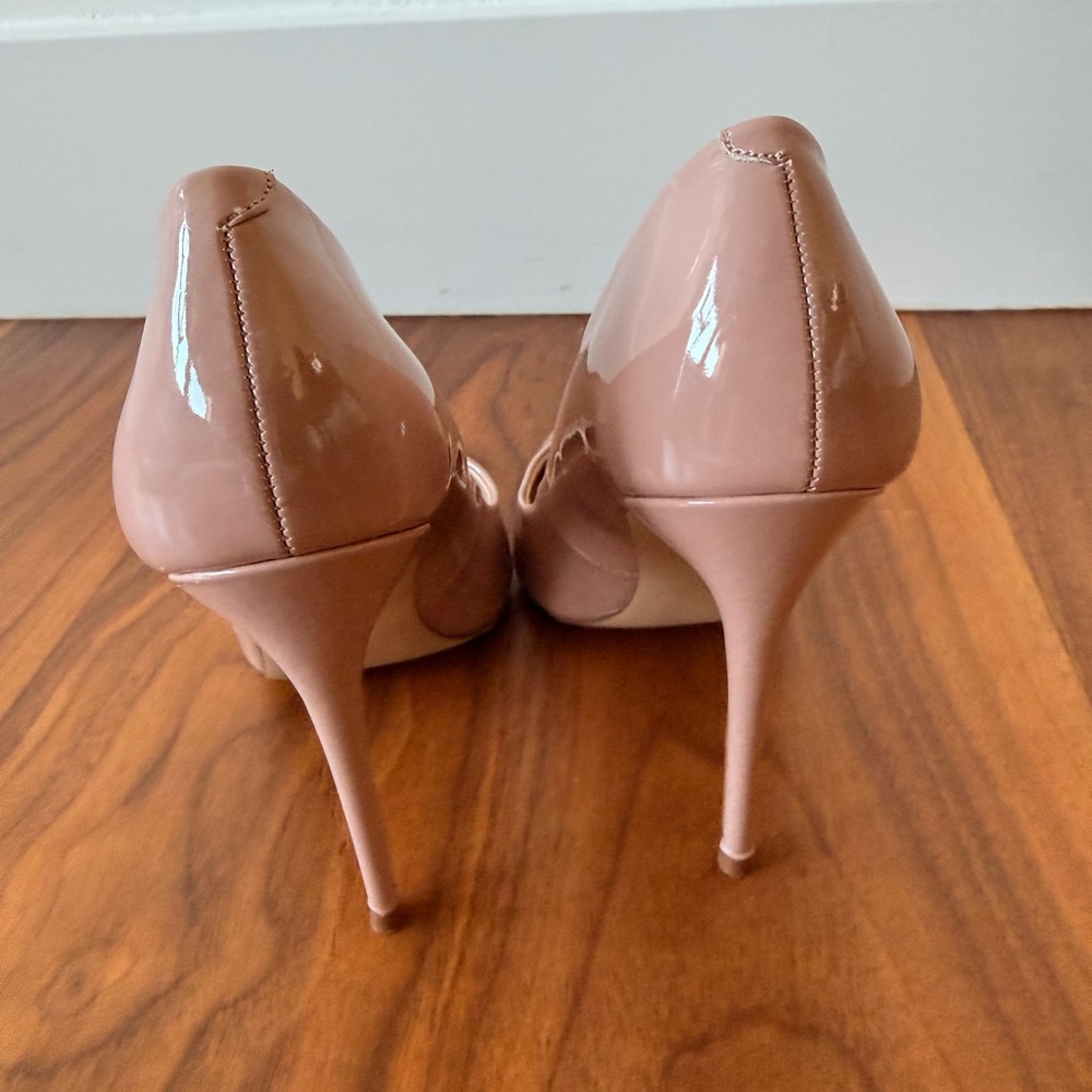 Steve Madden Nude Pink Patent Heels - Picture 3 of 5